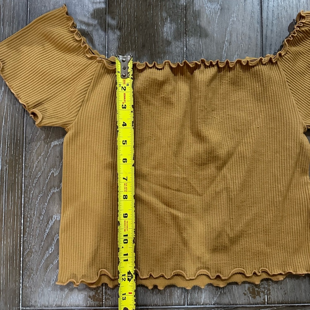 Aeropostale Seamless Crop - Picture 3 of 6